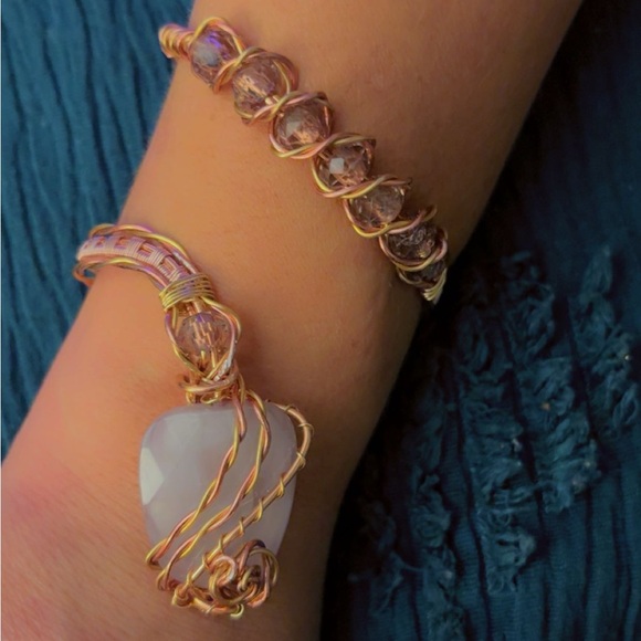 Elegant Rose Gold Wire-Wrapped  Bracelet - Picture 3 of 3